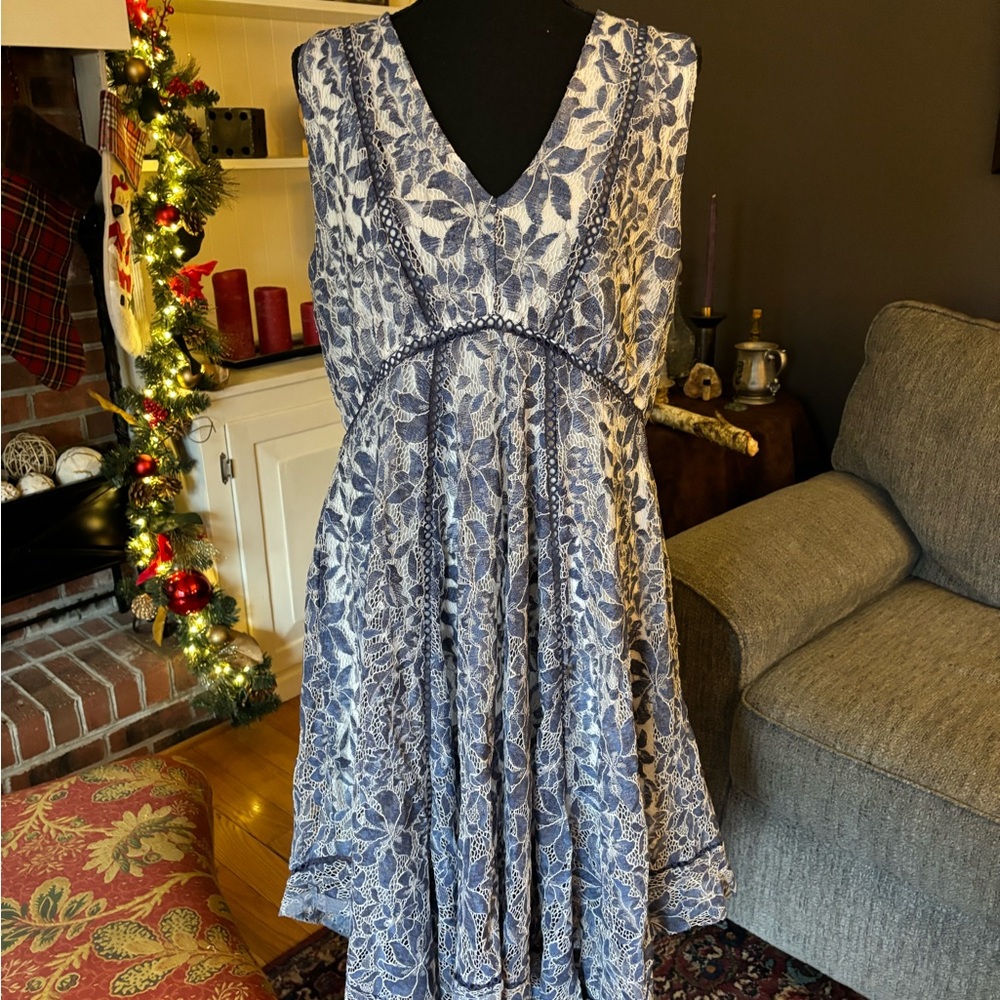 Blue and White Floral Midi Dress by Just Taylor in size 14